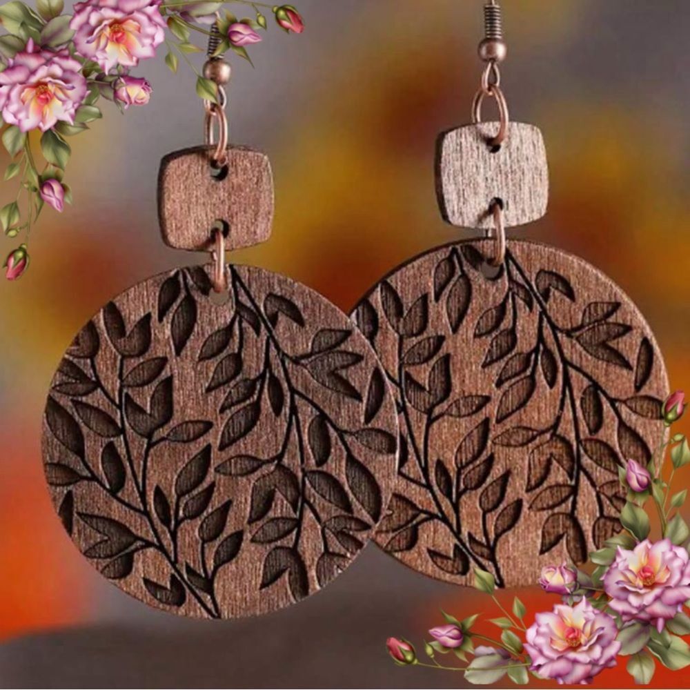 Elegant Brown‎ Leaf Pattern wood Earrings